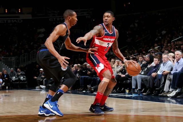 馬奎爾之間 馬奎爾之間