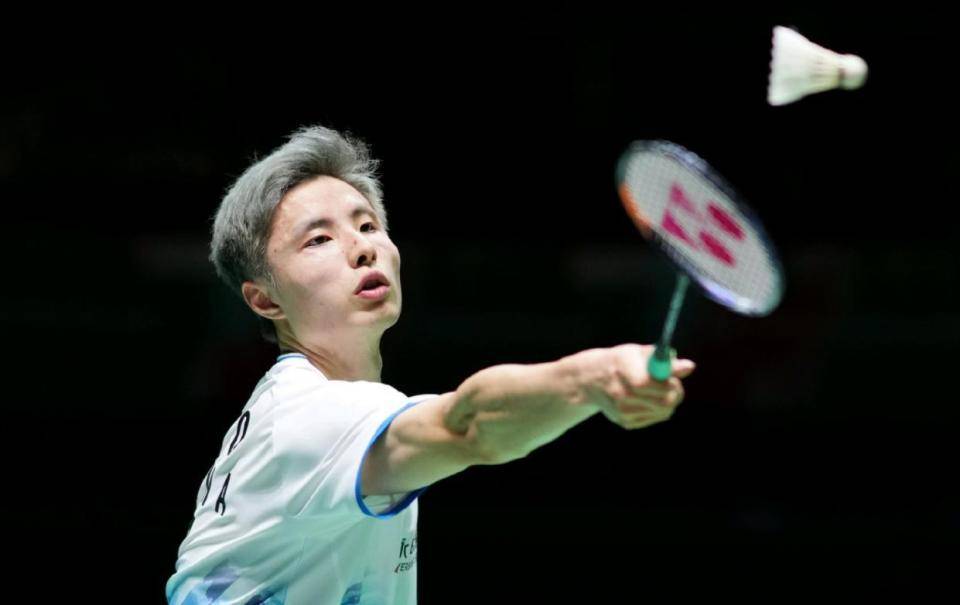 完全不同 完全不同